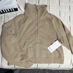 NWT Lululemon M/L Trench Funnel Neck Half-Zip Scuba